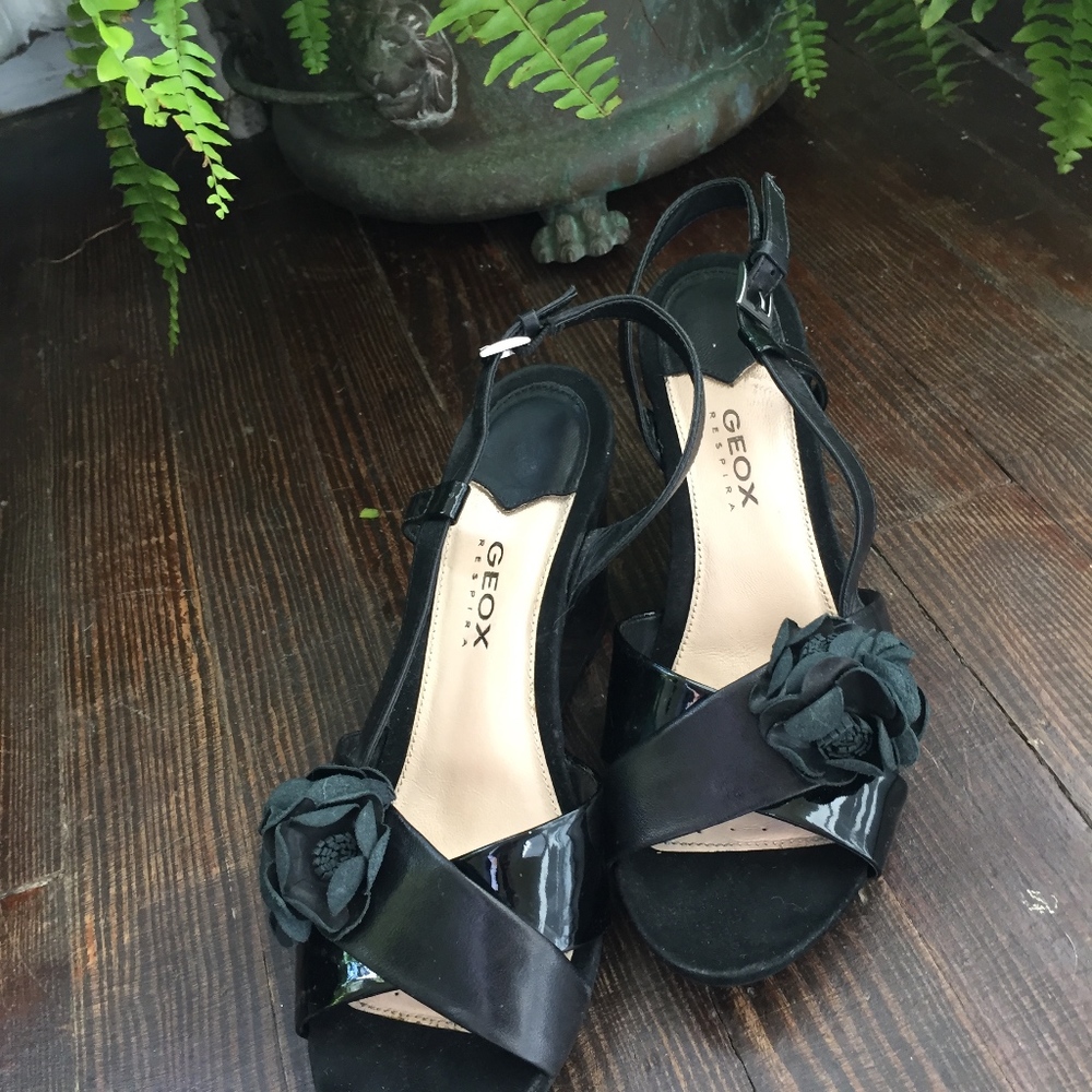 Geox heels size 39 or 9 black patent leather